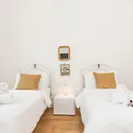 Historic Center - 3 Bedroom By The Duomo Titta & Lello